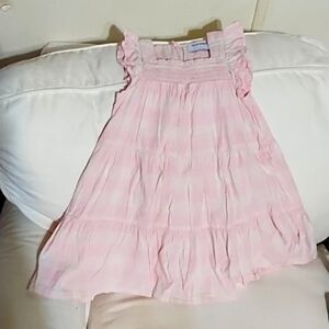Girls Old Navy dress size 4t!